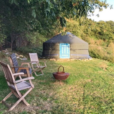 Eco-friendly, intimate campsite for nature lovers who enjoy a touch of comfort with their camping.